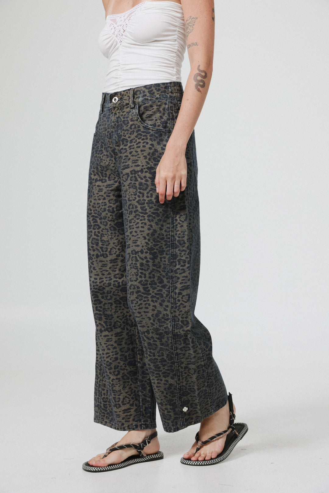 Guri Leopard Denim