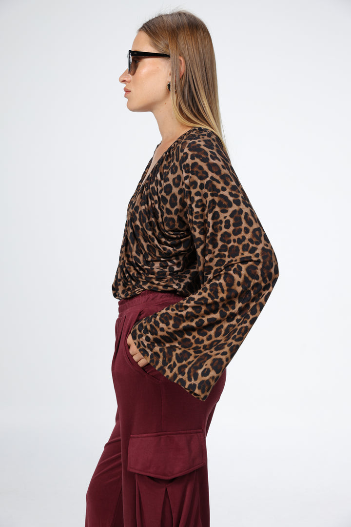 חולצה מנומרת בגזרה נוחה Mousse Leopard Shirt 