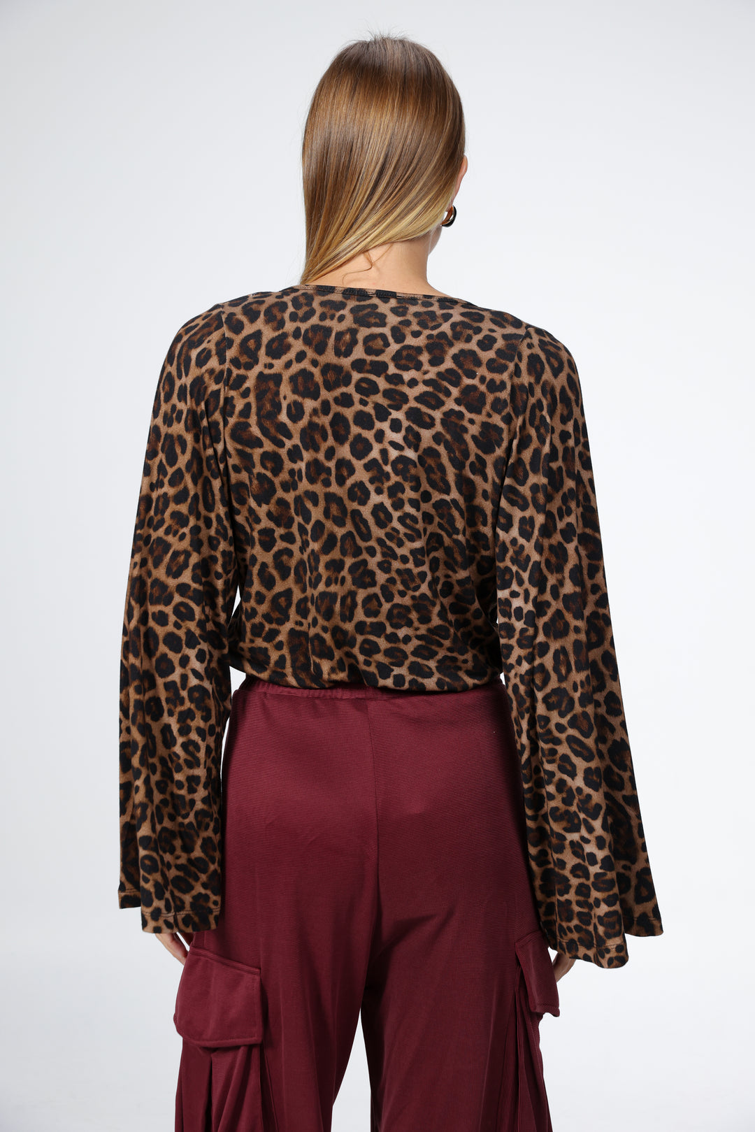 חולצה מנומרת נשים גב Mousse Leopard Shirt 