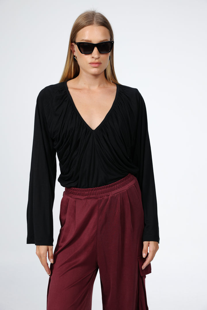 Mousse Black Shirt
