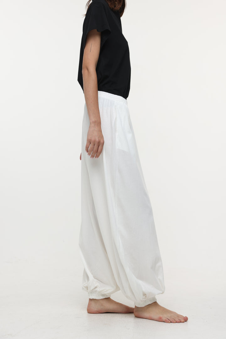 Clean50 Cream Balloon Joggers