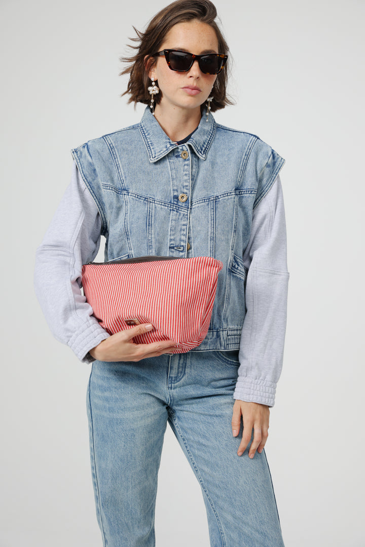 נרתיק איפור אדום לאישה Red Striped Makeup Bag