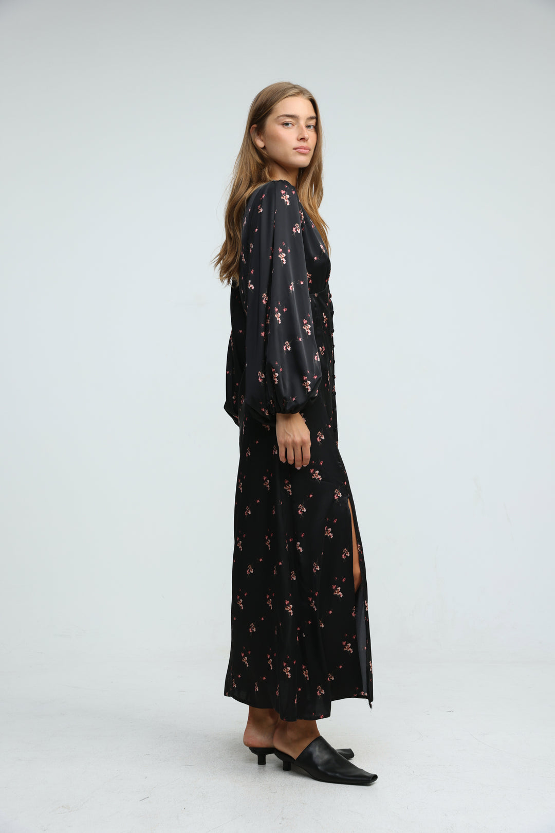 Le Soir Black Floral Dress