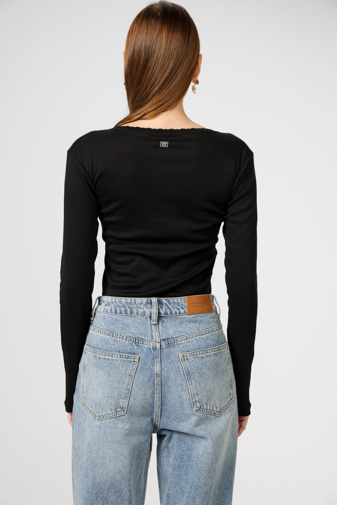 Clean11 Black V Shirt