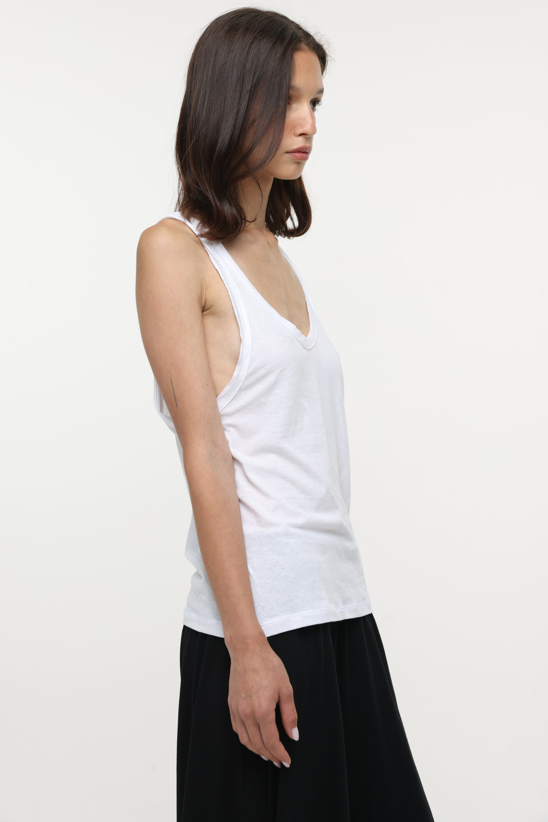 Clean48 White Tank