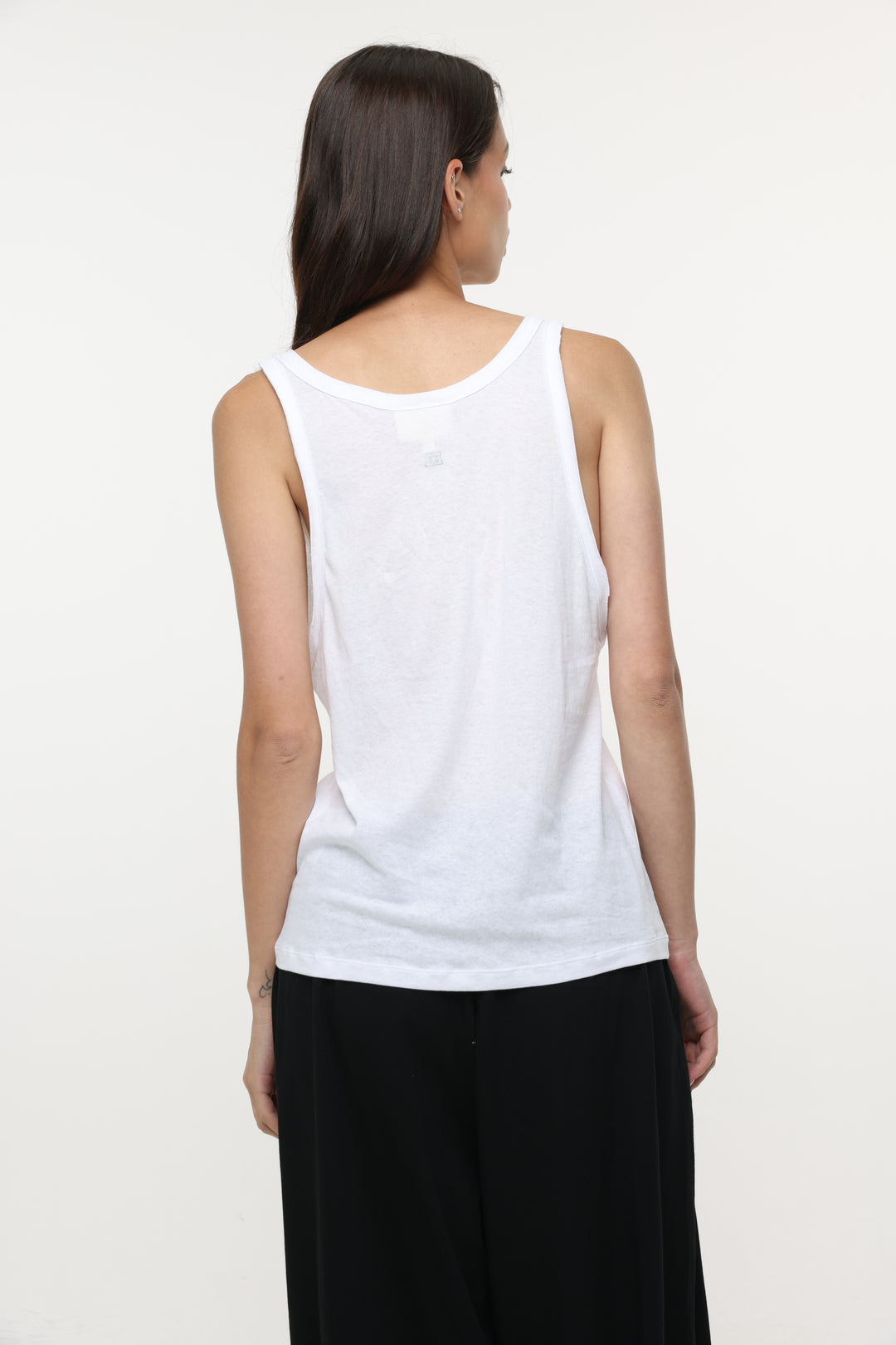 Clean48 White Tank