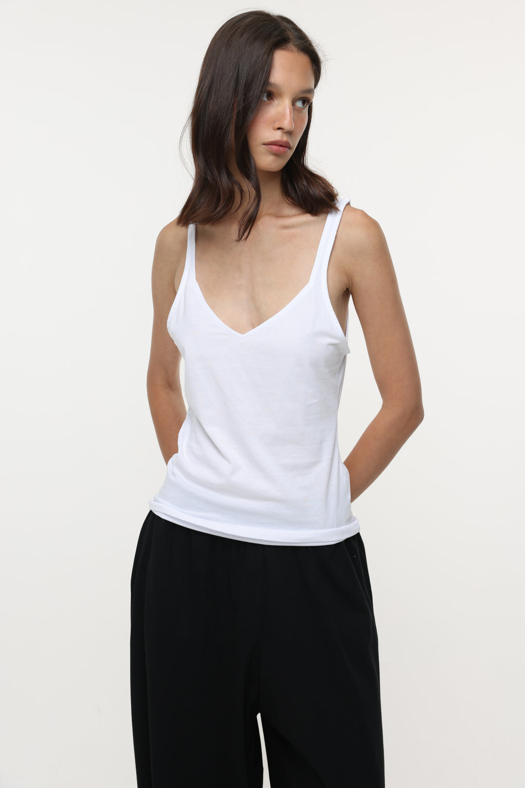 Clean52 White Tank