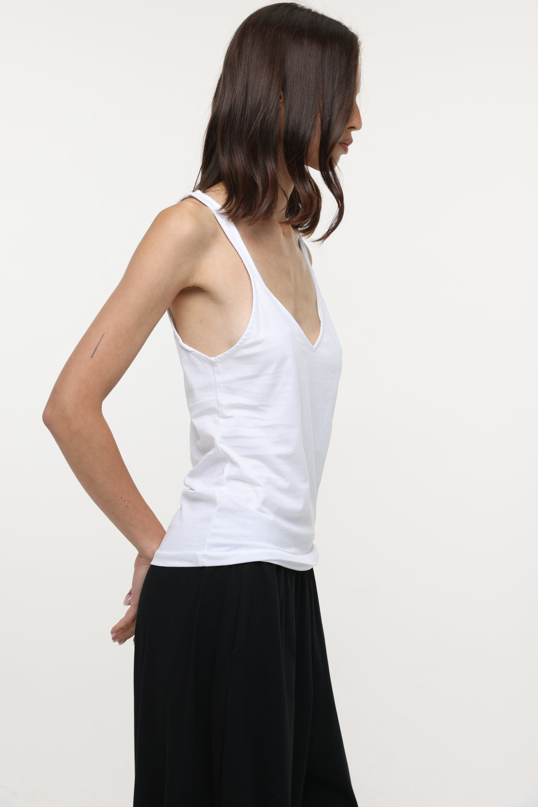 Clean52 White Tank