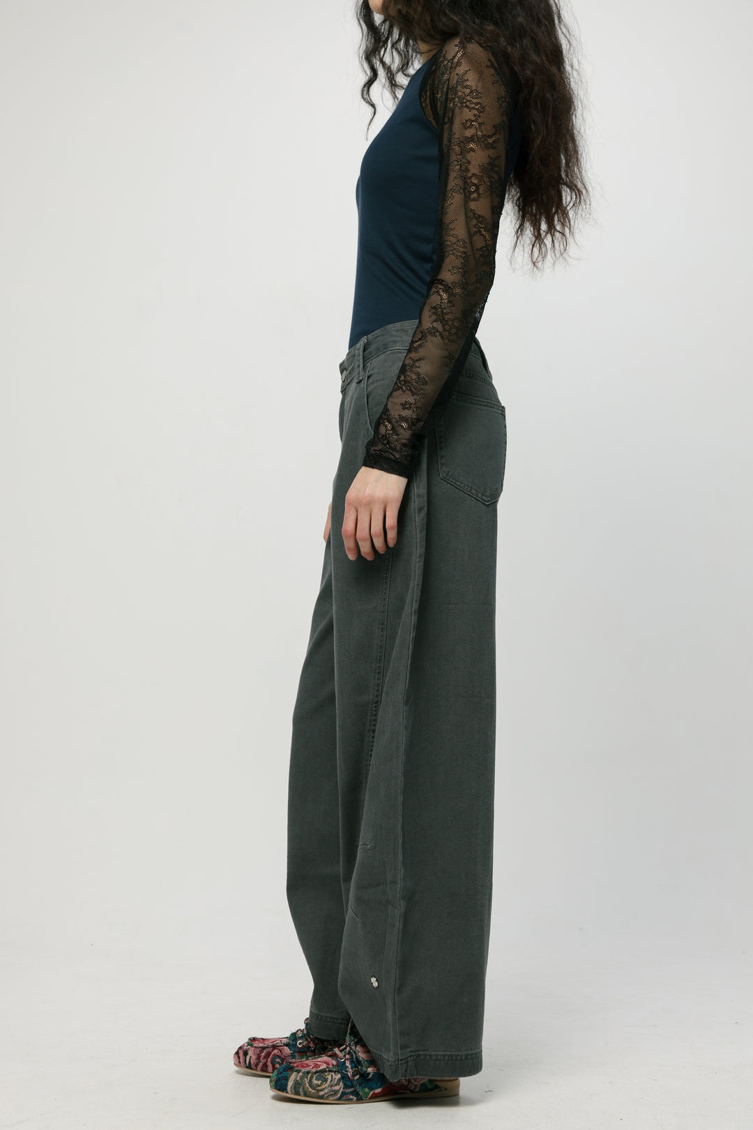 מכנסי ג'ינס אפורים גזרה ישרה Star 123 Grey Denim