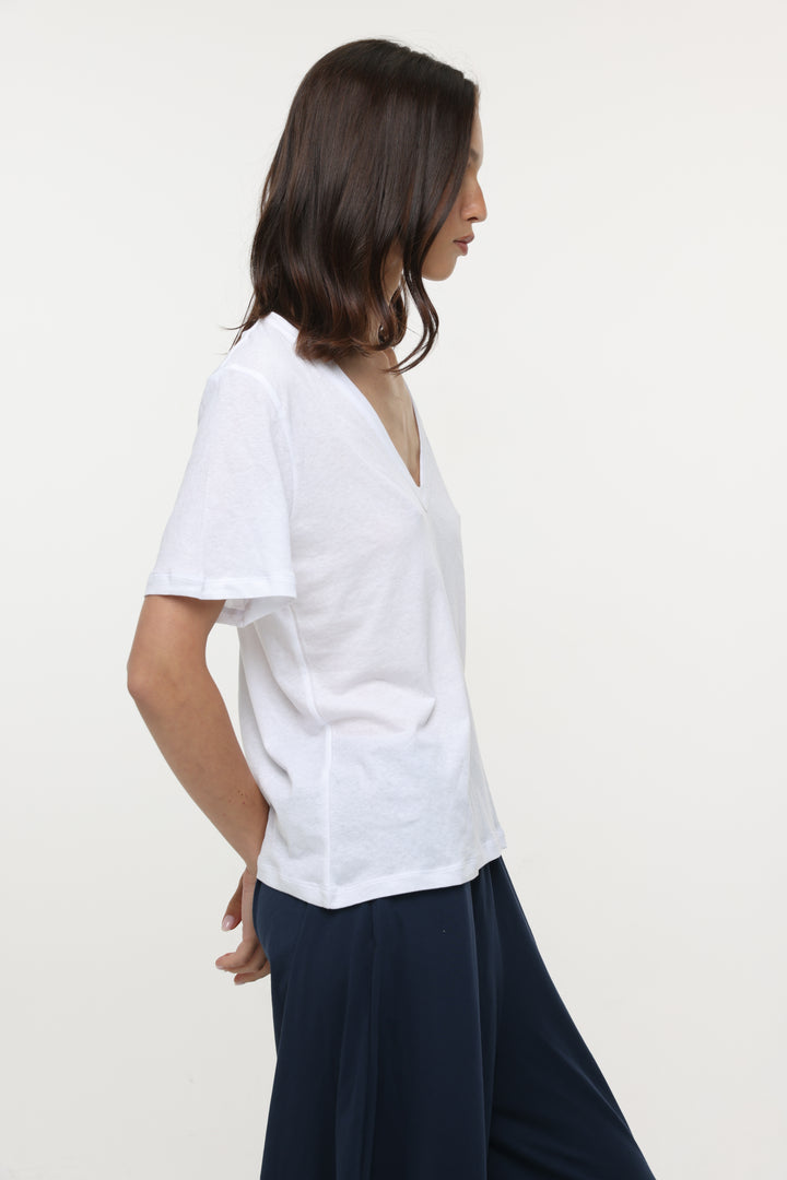 Clean51 White V T-Shirt