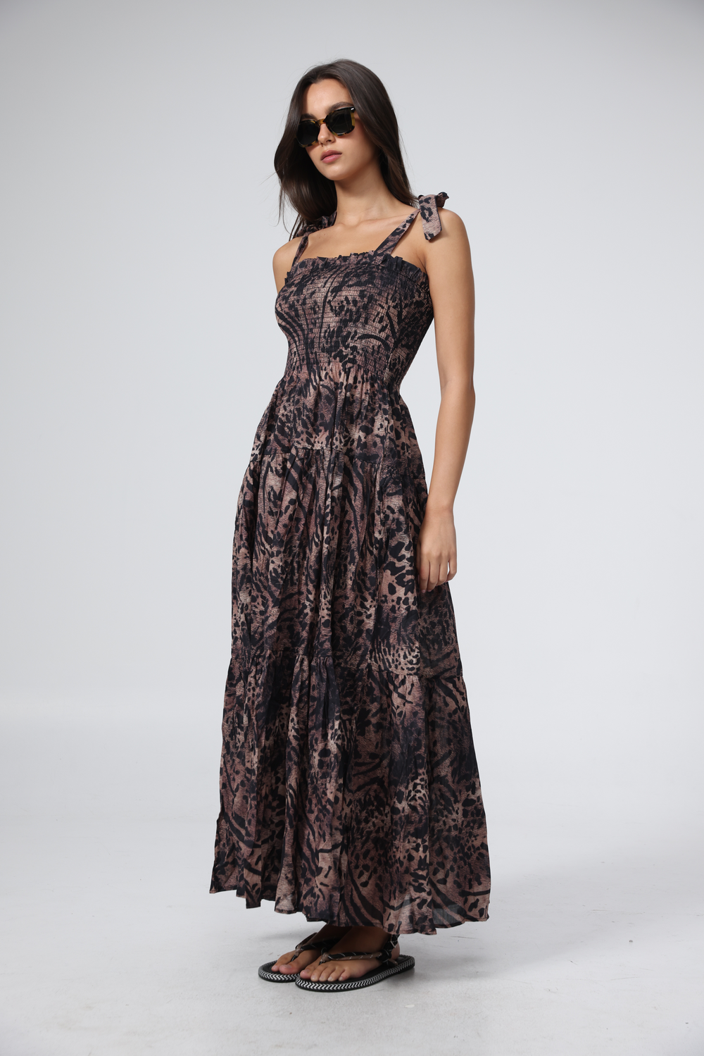 שמלת מקסי בגווני מנומר בהיר ושחור Bell Light Leopard Dress 