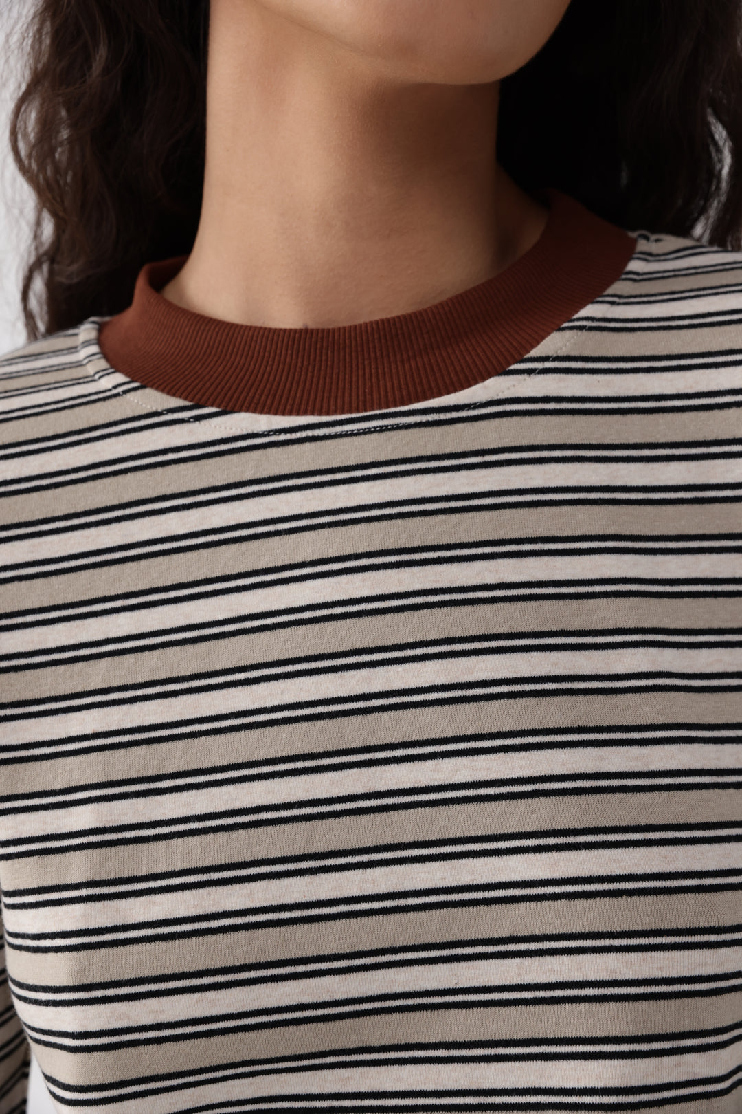 Rebasically Beige&Black Stripes Shirt