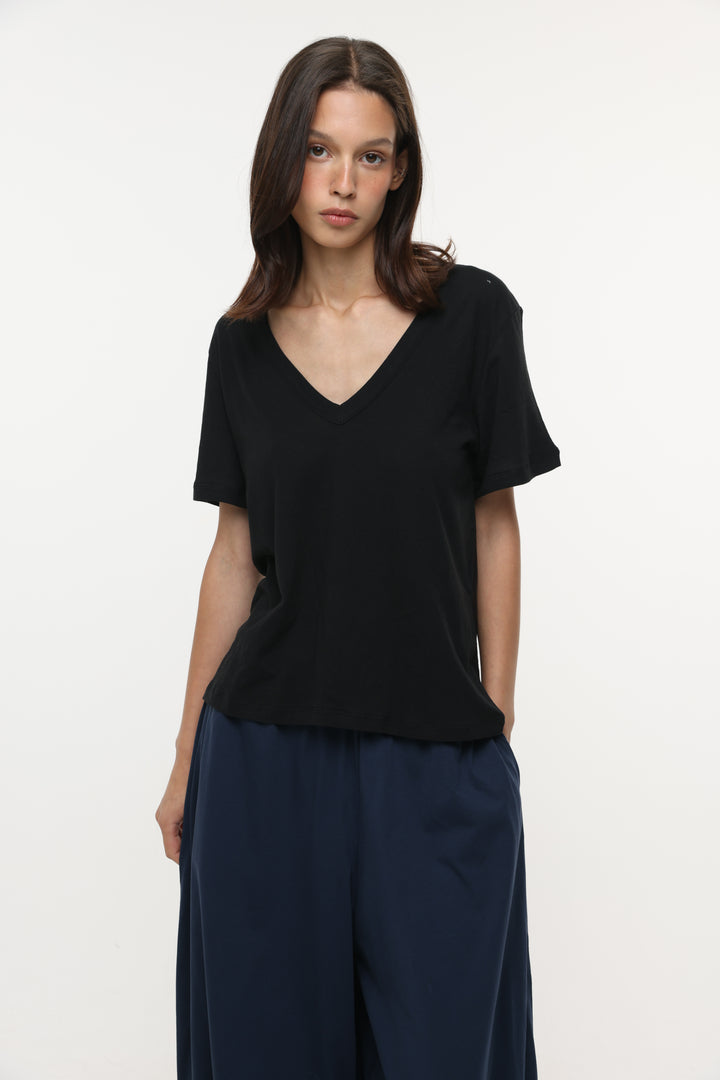 Clean51 Black V T-Shirt