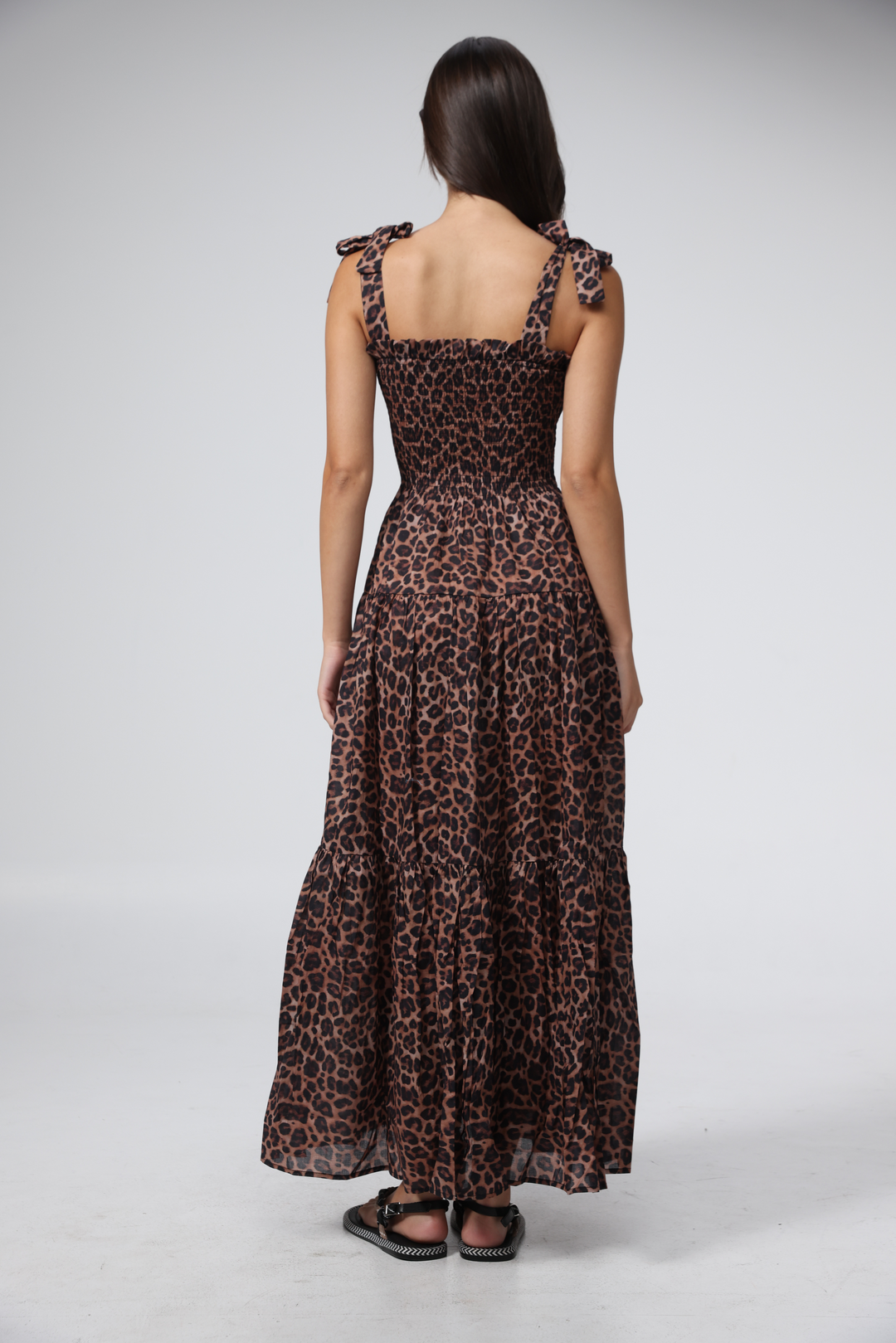 שמלה ארוכה מנומרת גב סיסטרז Bell Leopard Dress