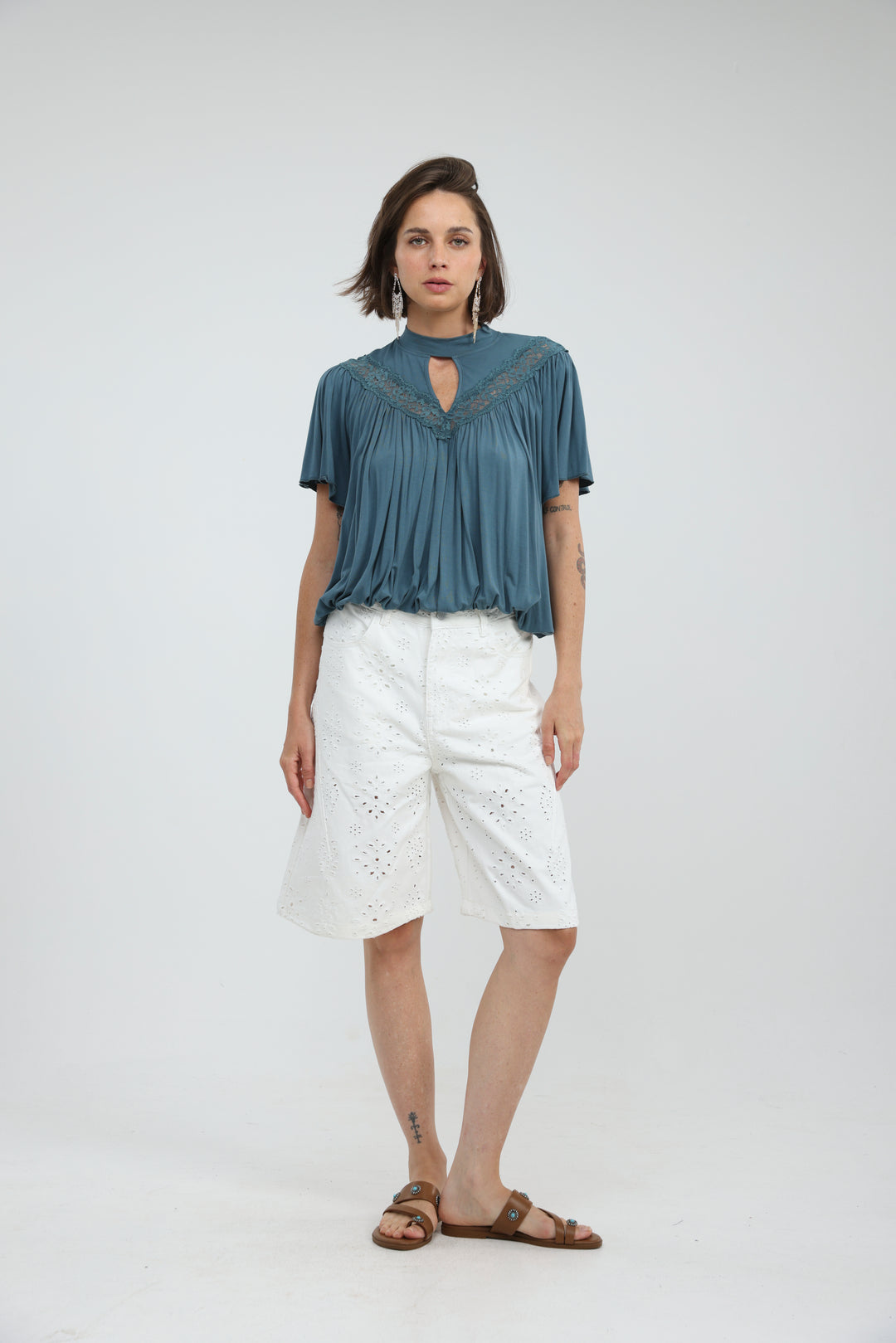 Star 641 White Bermuda Denim