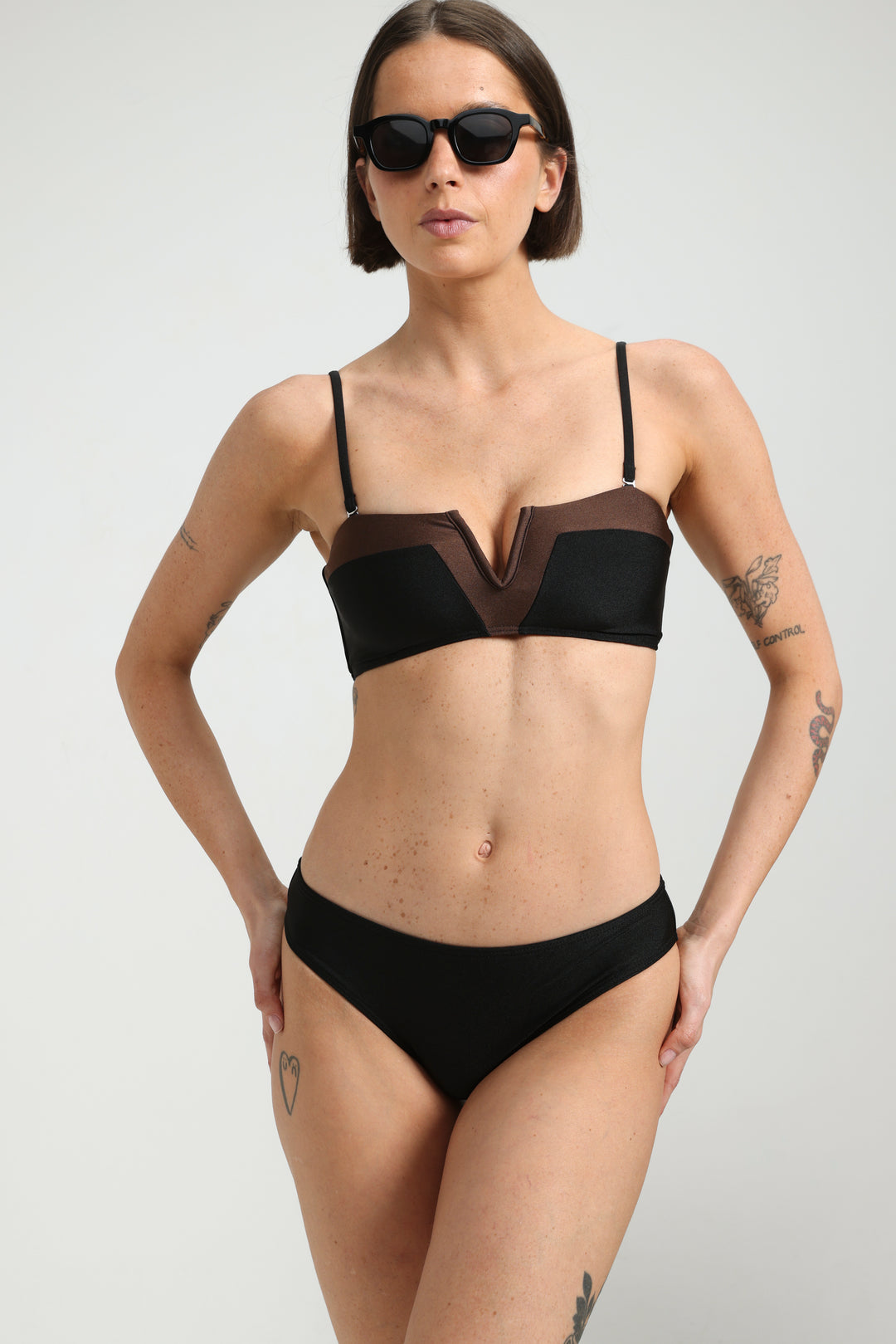 Gamma Black Bikini Bottoms