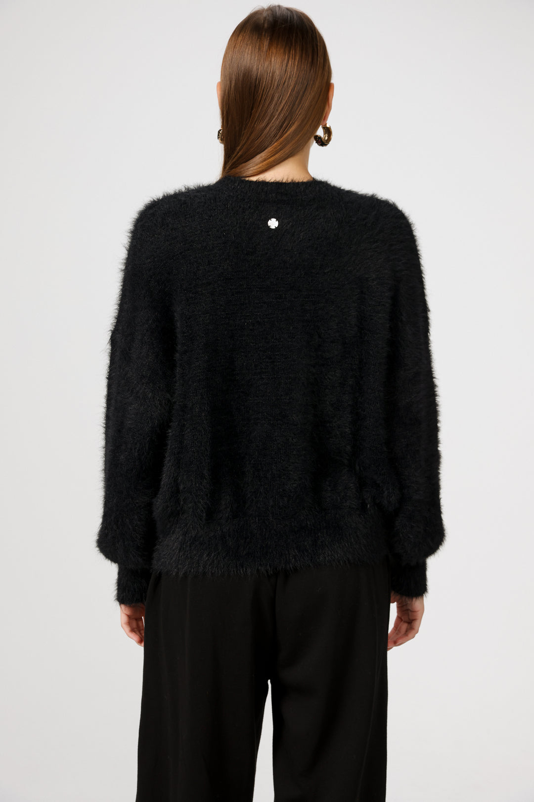 סריג קרדיגן שחור גב Fuzzy Black Cardigan