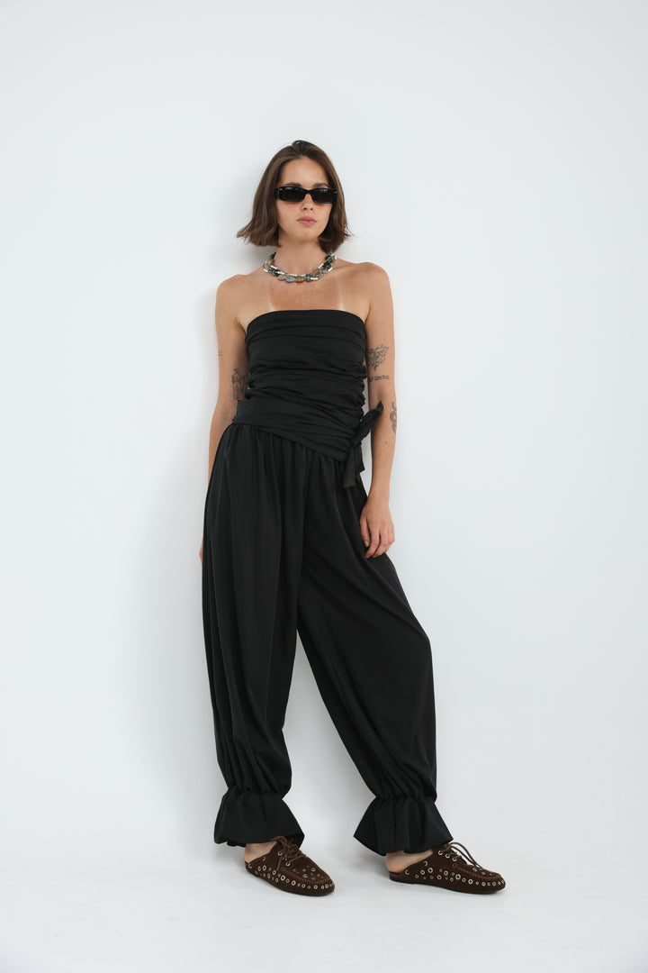 Oasis Black Bottoms