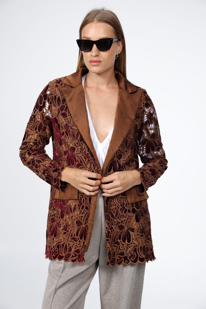 בלייזר חום עם שרוולים שקופים Brown Floral Lace & Velvet Blazer 