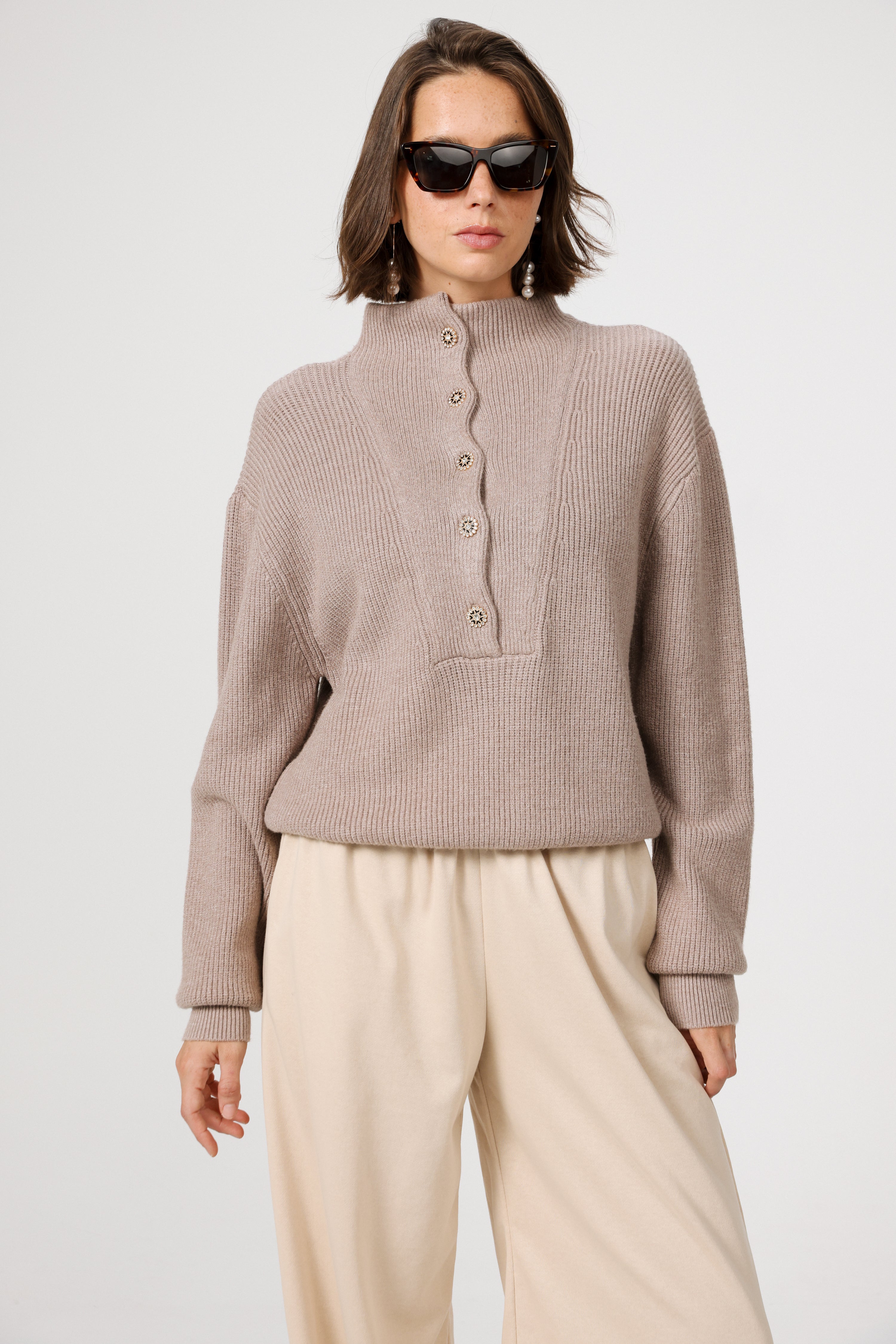 Amazed Mocha Sweater – SEESTARZ