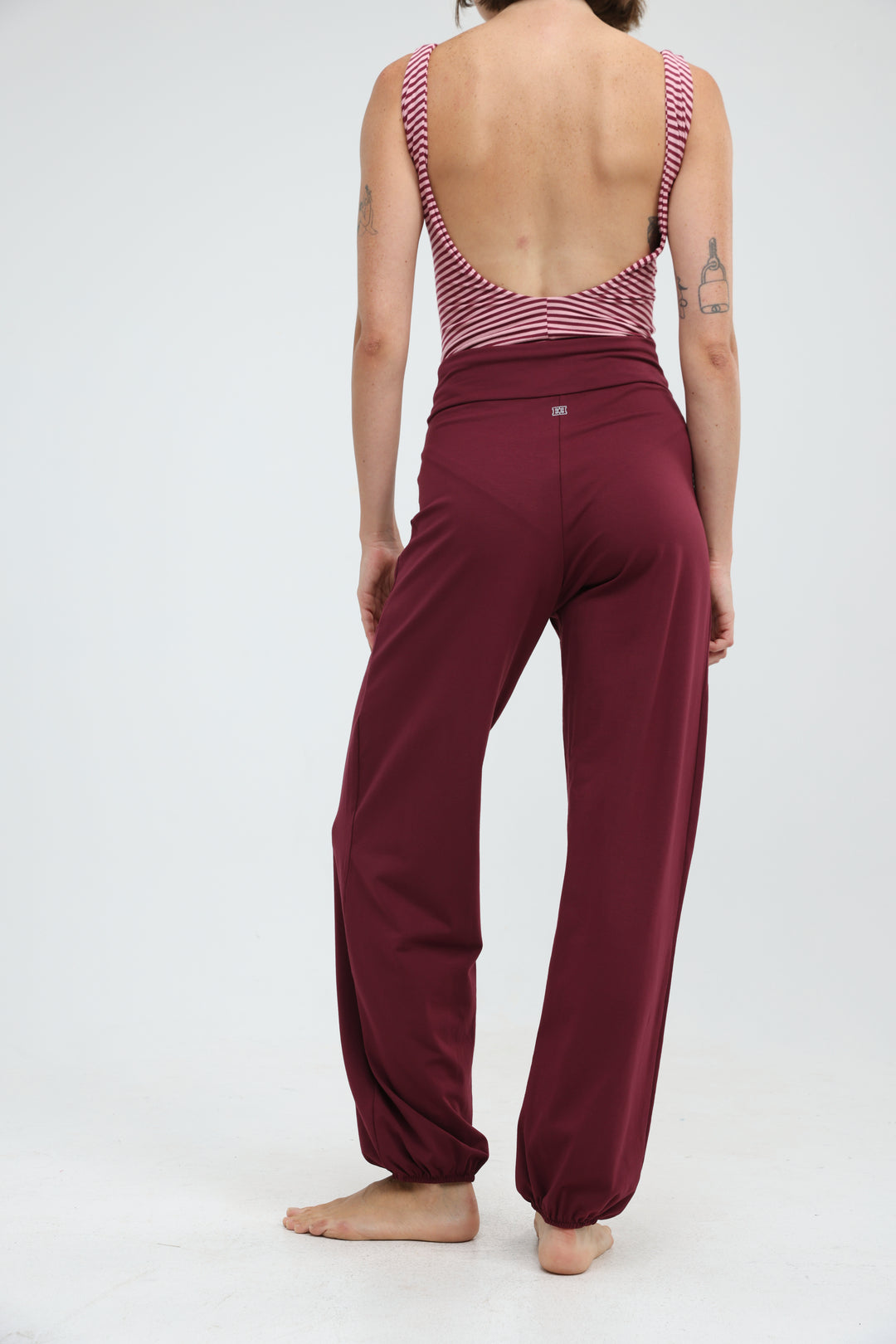 Right Wine Joggers