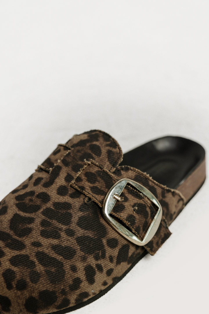 DNA No.22 Leopard Mules