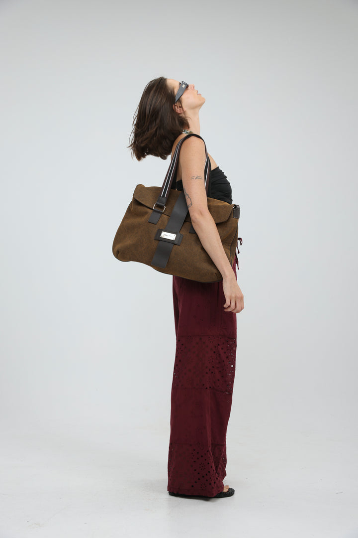 Artist Brown Bag