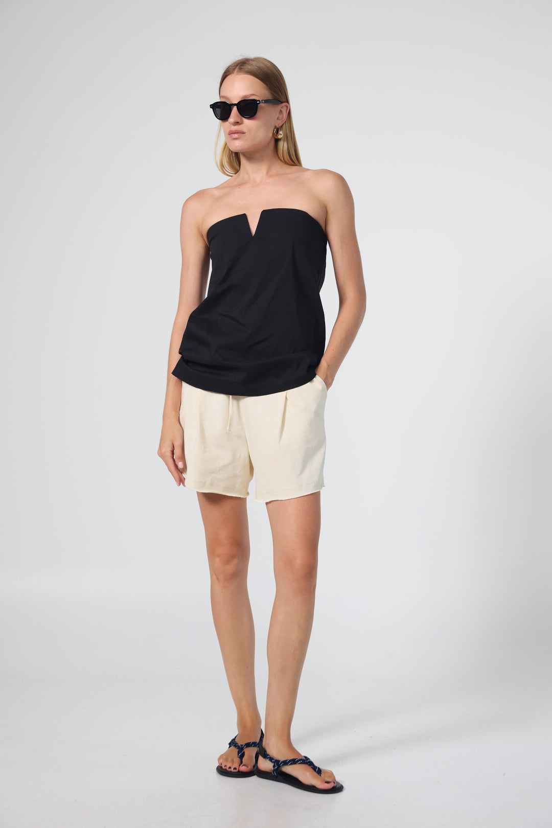 Lord Black Strapless Top