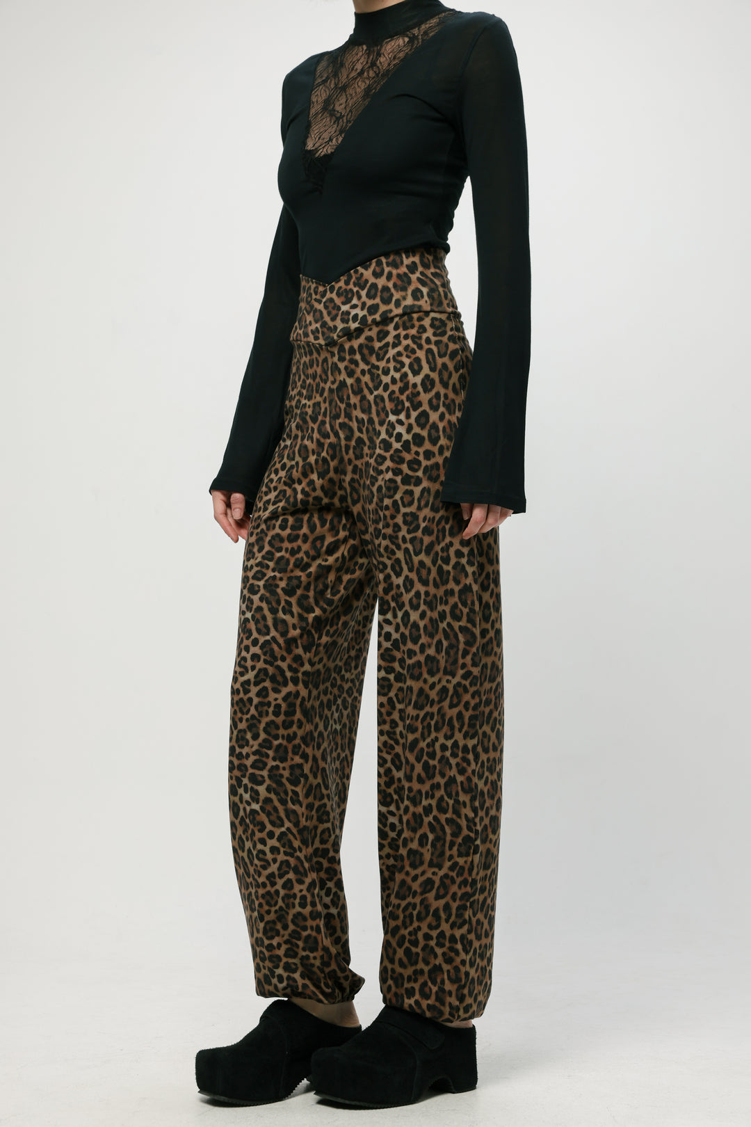 Right Leopard Joggers