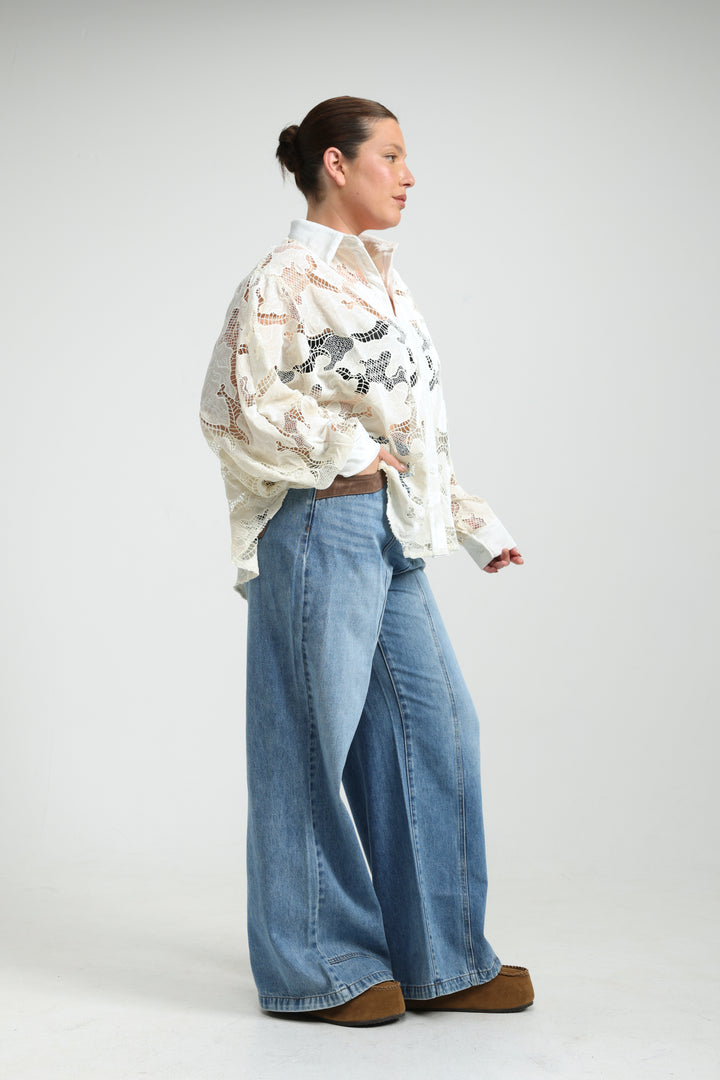 Floral White Lace Buttoned Shirt