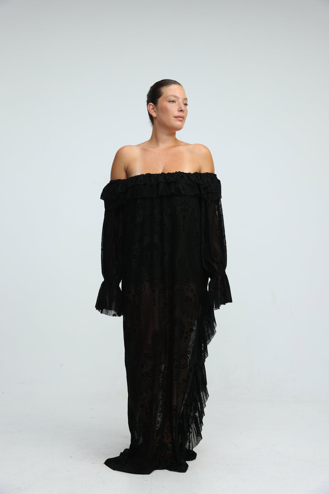 Velours Black Dress