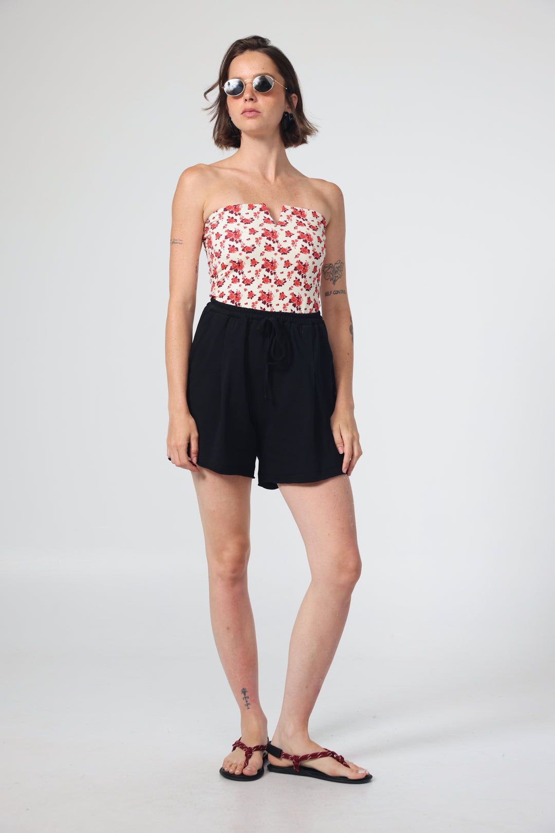 Fantasy Rose Floral V Top