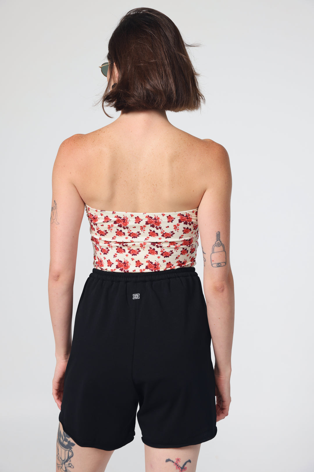 Fantasy Rose Floral V Top