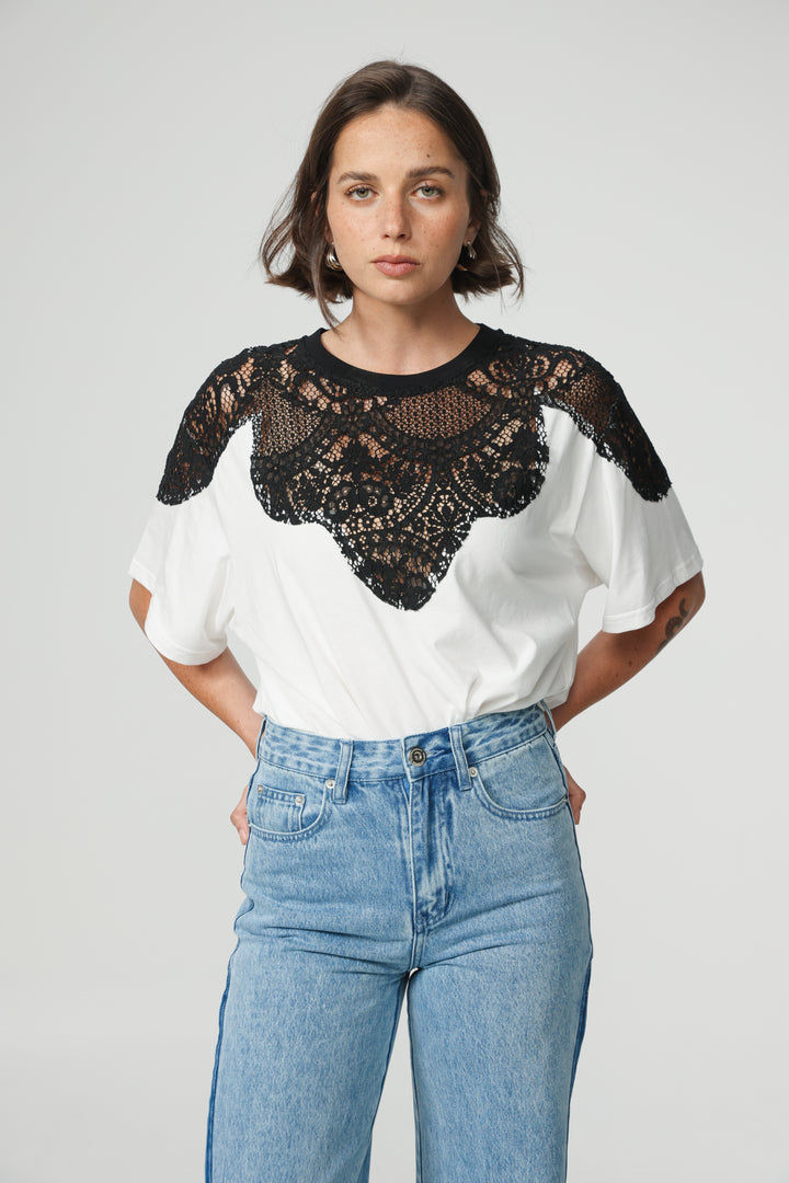 Lion White/Black Lace T-Shirt