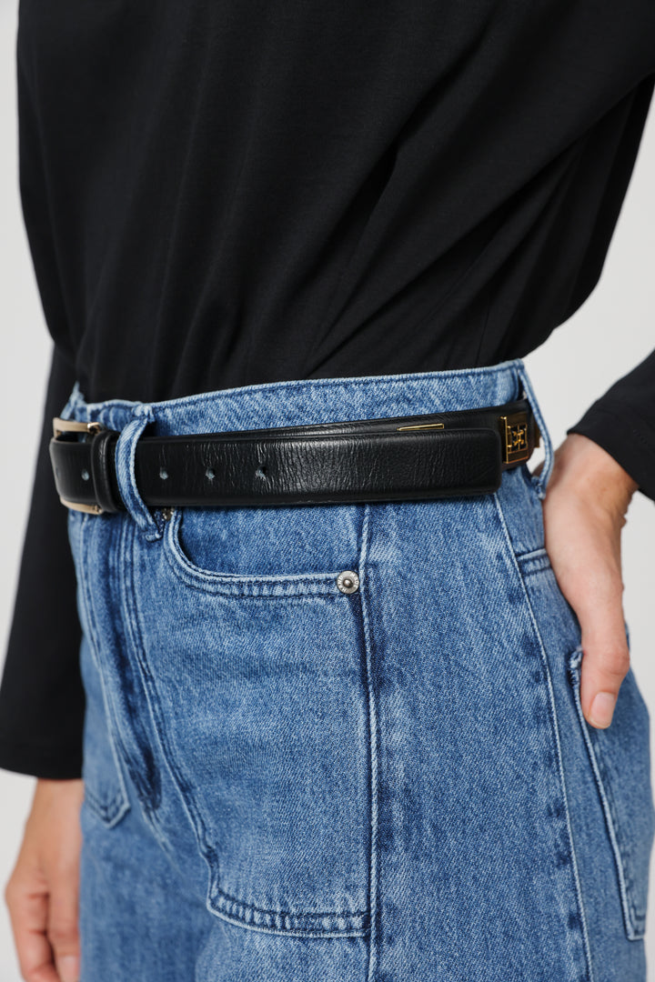 EE Black Leather Belt