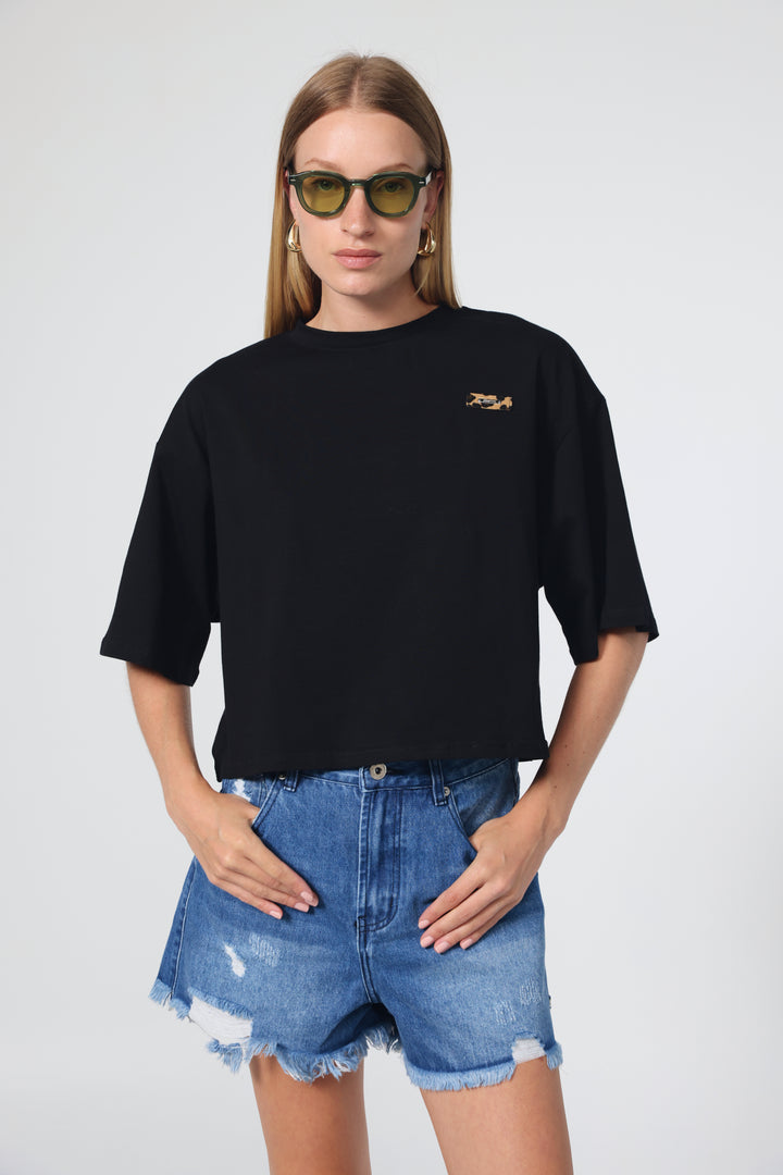 Crop Black T-Shirt חולצת טי שירט שחורה קצרה
