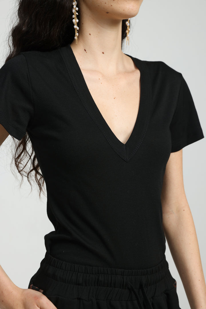 Clean27 Black V T-Shirt