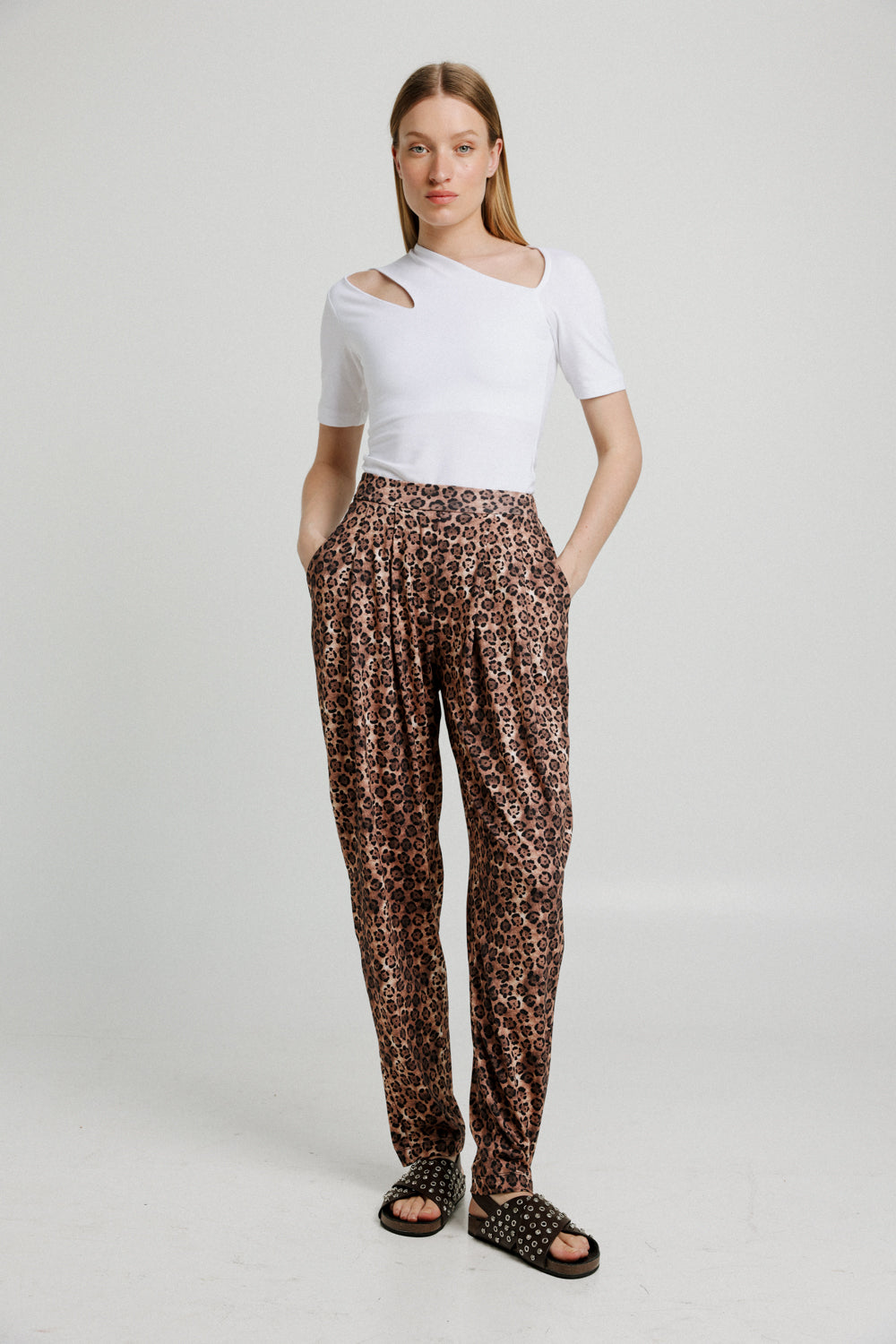 Achievement Floral Leopard Bottoms