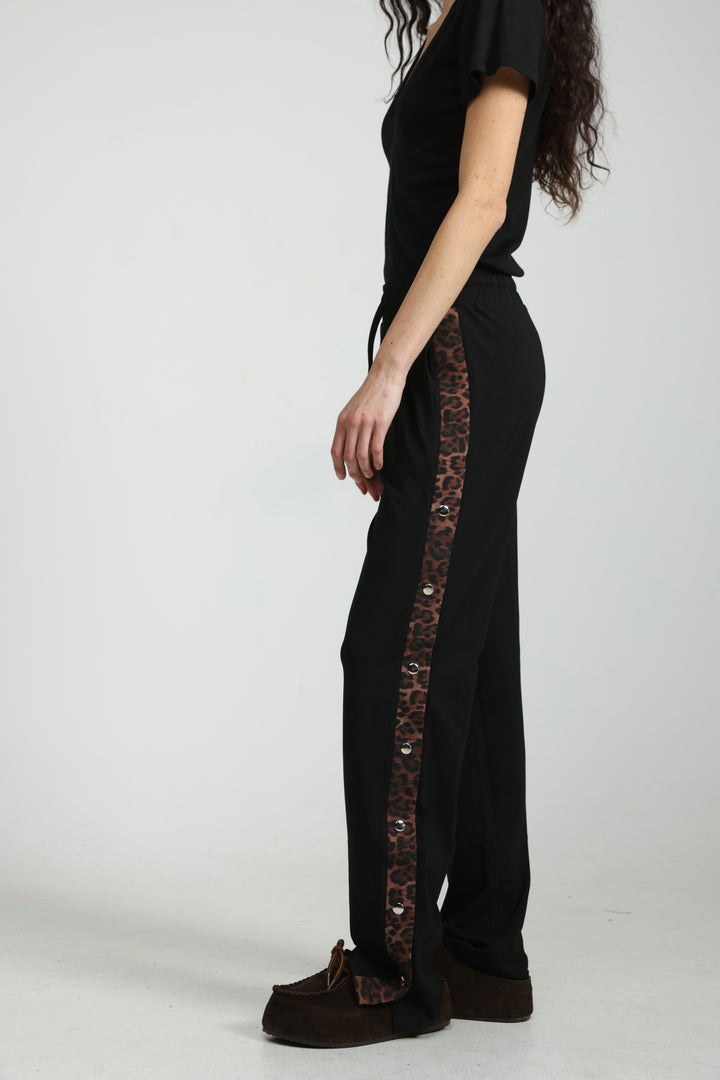 Popper Black/Leopard Joggers