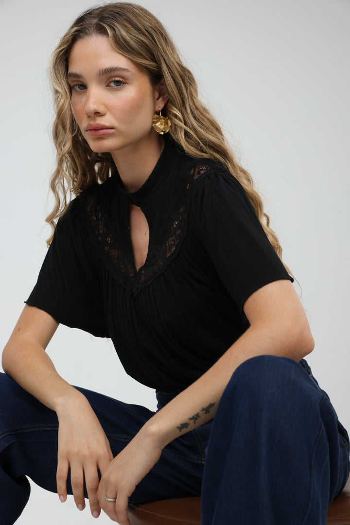 Nomad Black T-Shirt
