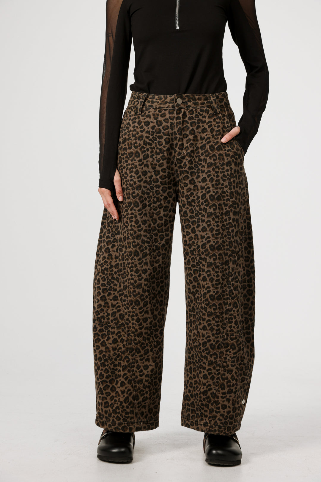 ג'ינס מנומר עם כיסים Star 123 Leopard Denim 