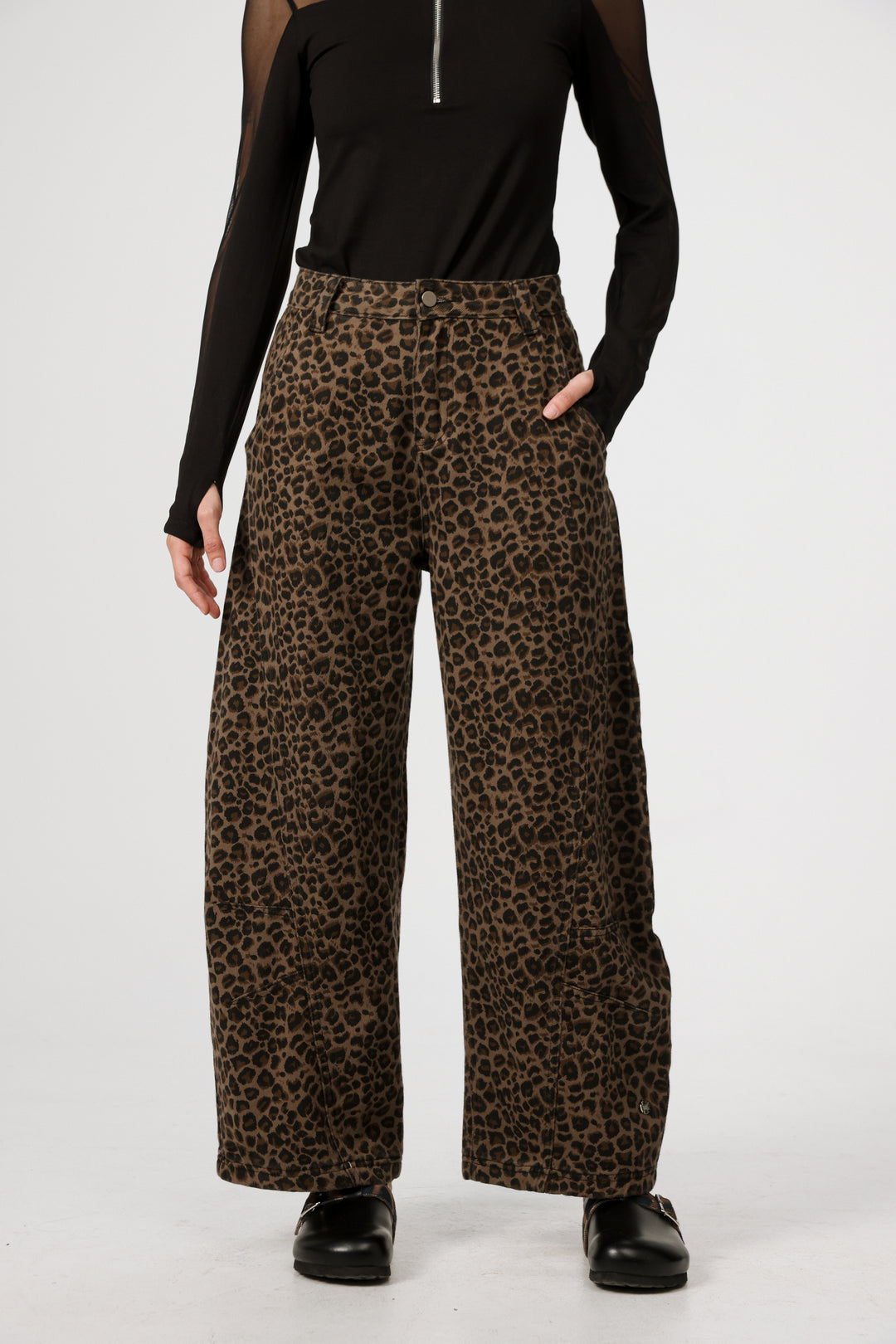 מכנס ג'ינס מנומר ארוך Star 123 Leopard Denim 