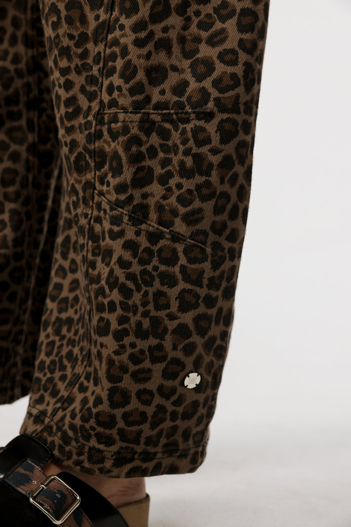 ג'ינס מנומר בד כותנה Star 123 Leopard Denim 