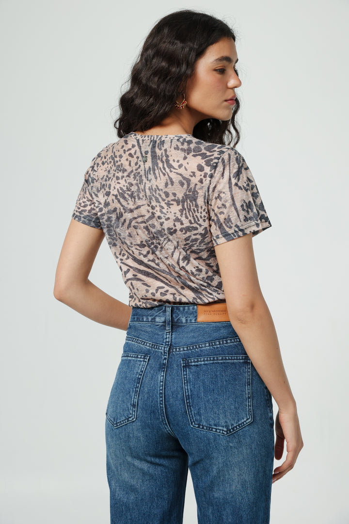 Flirt Leopard T-Shirt
