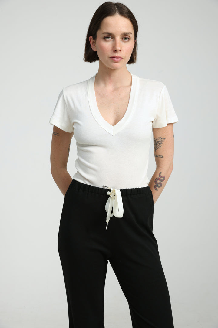 Clean27 Cream V T-Shirt