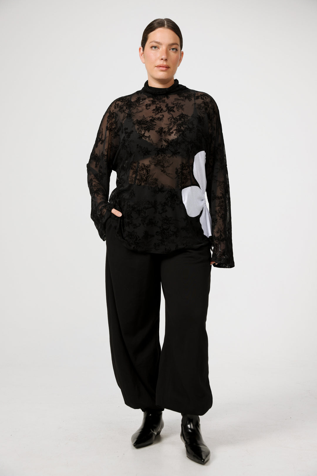 Winding Black Jumper