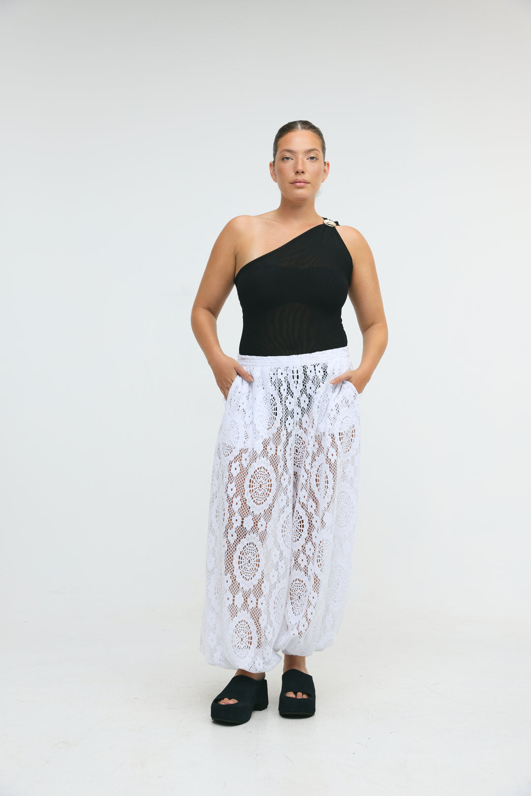 Mallorca White Lace Balloon Bottoms
