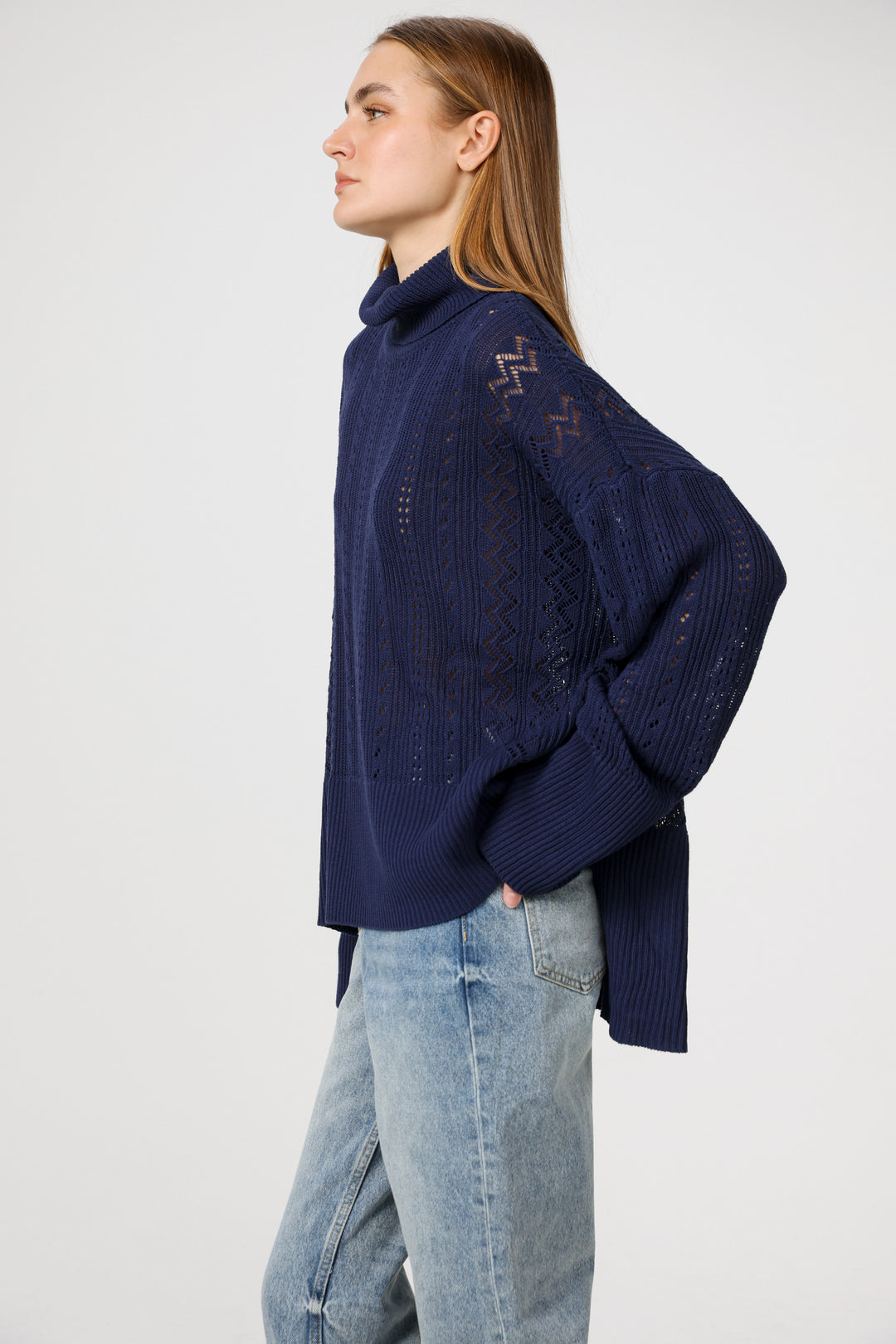 סוודר בצבע כחול נייבי לאישה Still Navy Jumper