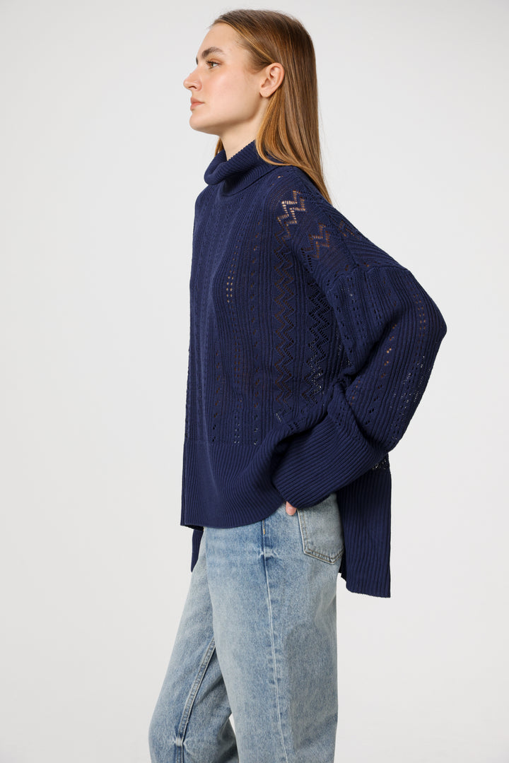 סוודר בצבע כחול נייבי לאישה Still Navy Jumper