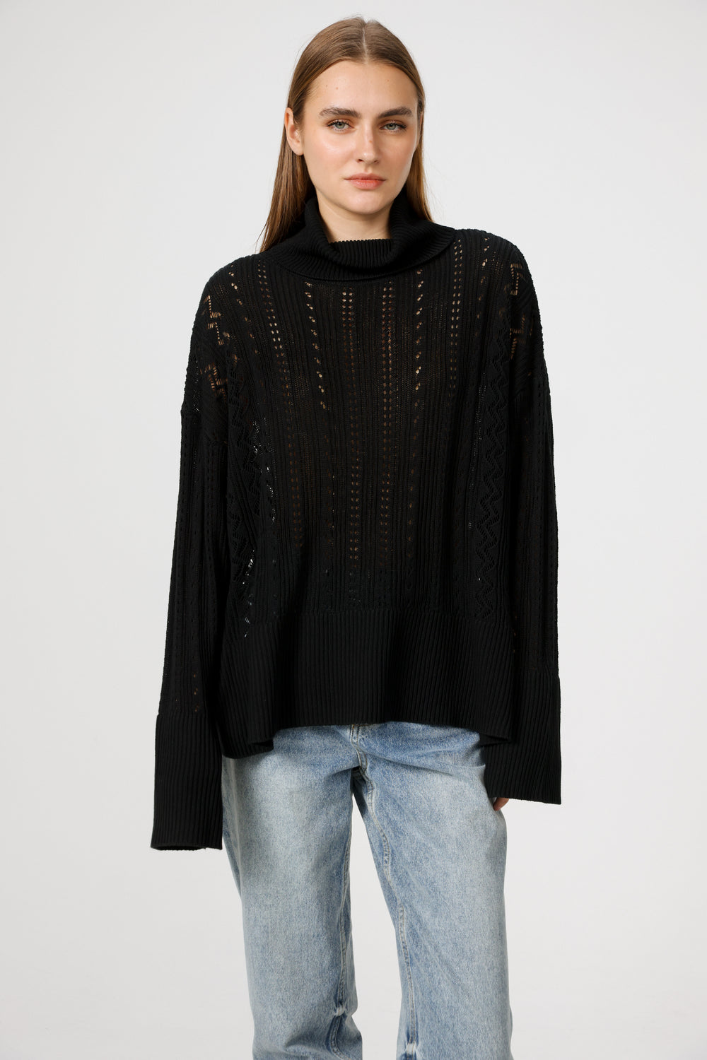 סריג בצבע שחור לנשים Still Black Jumper